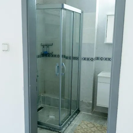 Peaceful Flat Close To Beach In Apartmán